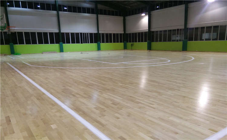 22厚體育運動地板多少錢一平米?